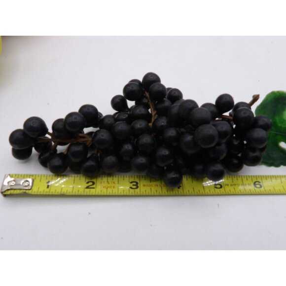 Artificial Fruit Apples Pears Grapes Plastic Rubber 8 Pieces Unbranded - Picture 11 of 16